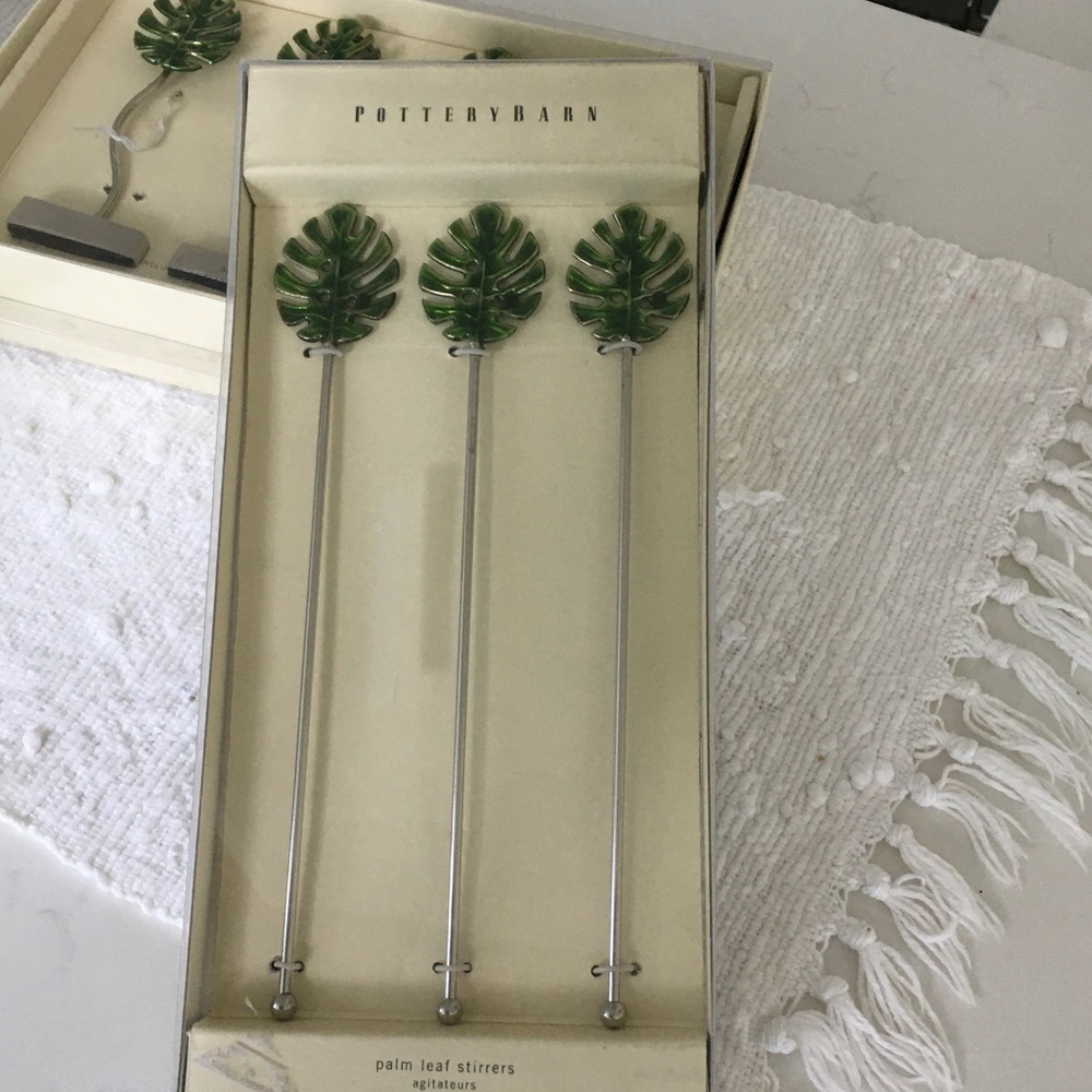 Pottery Barn Palm Leaf Cocktail Stir Sticks in Green and Silver